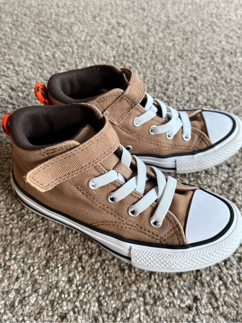 Converse Chuck Taylor All Star Kids High Top Sneakers Brown – Size 12.5